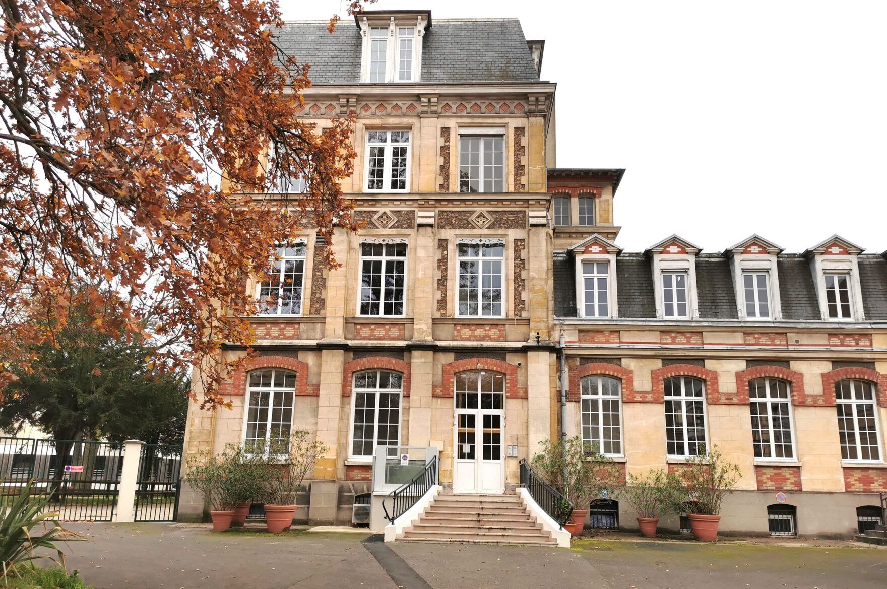 ISEN Ouest - Paris Campus