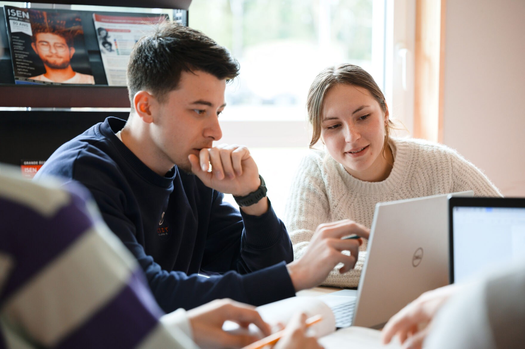 Cycle post-bac Business ISEN Ouest